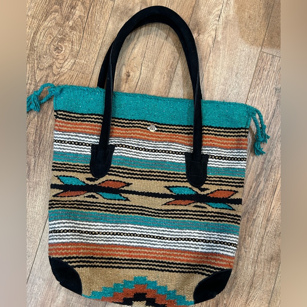 Multicolor Patterned Satchel Bag - Picture 2 of 15